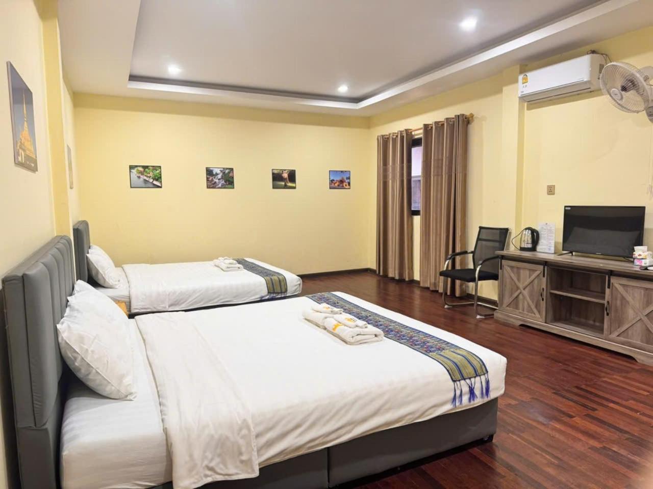 Yula Hotel Thatluang فيينتيان المظهر الخارجي الصورة
